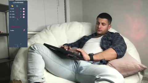 apolo_strange online show from 02-06-25, 12:54