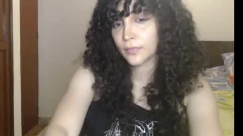 Snapshot of apolosbitch chatting on 02-12-26, 11:00 Nix online show from 02-12-26, 11:00