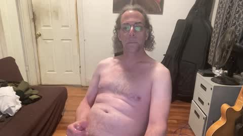 Snapshot of apostrphy chatting on 12-03-24, 12:02 Apostrphy online show from 12-03-24, 12:02