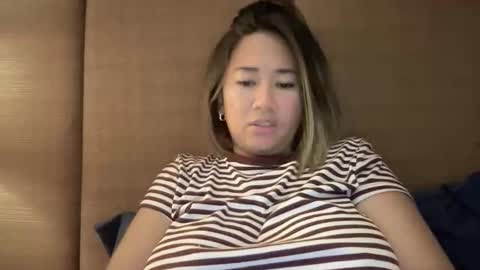 Anika online show from 10-17-25, 07:22