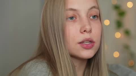  REYNA  my friend   online show from 12-06-24, 08:40