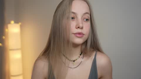  REYNA  my friend   online show from 01-23-25, 08:04