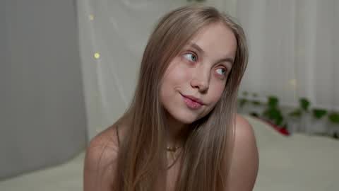  REYNA  my friend   online show from 02-07-25, 02:37