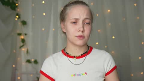  REYNA  my friend   online show from 02-14-25, 02:44