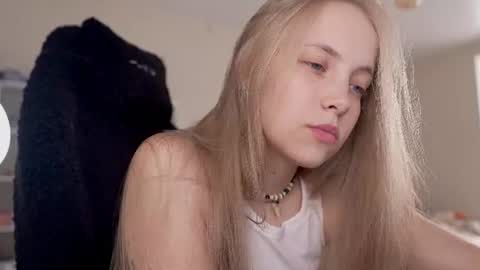  REYNA  my friend   online show from 06-09-26, 03:12