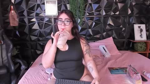 apprilfoxx online show from 02-01-26, 04:49