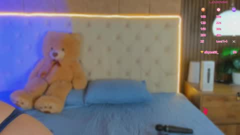 apriilfox online show from 03-24-26, 03:44