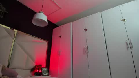 April online show from 11-20-25, 11:10