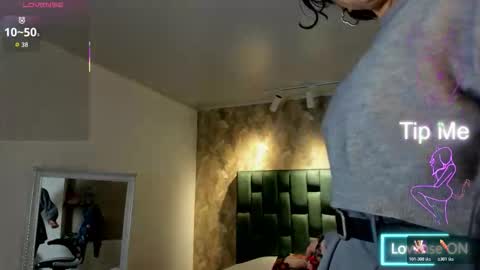  April  online show from 12-04-25, 11:52