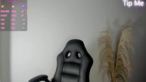  April  online show from 03-24-26, 12:32