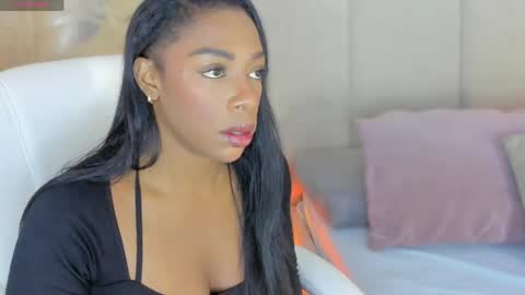 Snapshot of april_ebony18_ chatting on 05-04-26, 10:33 April online show from 05-04-26, 10:33