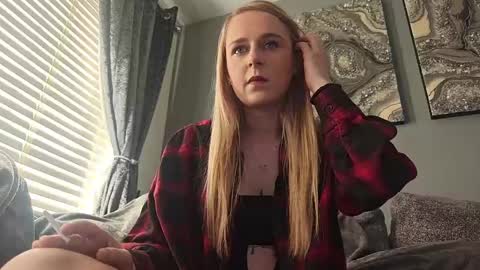 Snapshot of april_flix chatting on 02-25-25, 12:34 April Flix online show from 02-25-25, 12:34