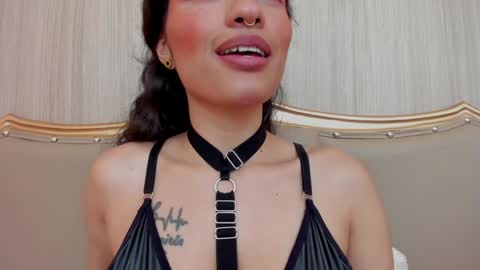 Snapshot of aprilalvarez chatting on 01-30-25, 11:13 1430 2100 -5 online show from 01-30-25, 11:13