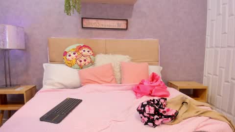 AprilBom online show from 03-27-26, 11:43