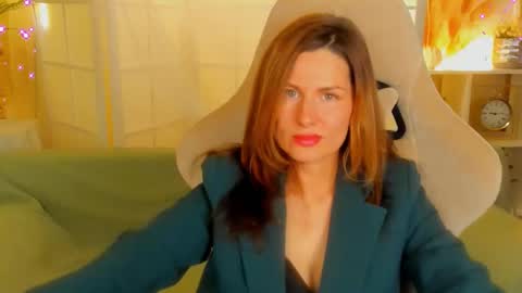 aprill_o_nill online show from 12-07-24, 09:39