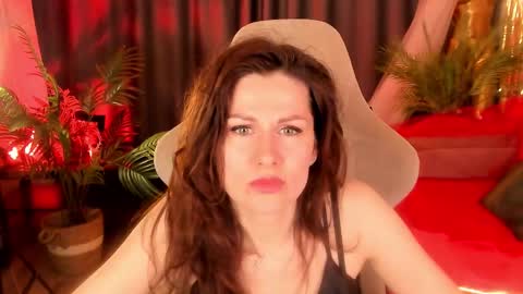 Snapshot of aprill_o_nill chatting on 03-21-26, 05:38 aprill_o_nill online show from 03-21-26, 05:38