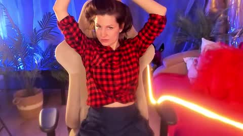 Snapshot of aprill_o_nill chatting on 03-24-26, 04:56 aprill_o_nill online show from 03-24-26, 04:56