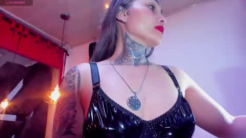 Snapshot of aprill_vagner chatting on 12-21-24, 09:23 Aprill Vagner online show from 12-21-24, 09:23
