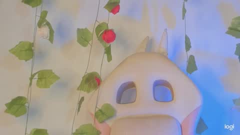 APRIL online show from 03-05-25, 12:38