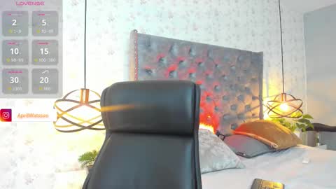 April online show from 10-30-25, 07:14