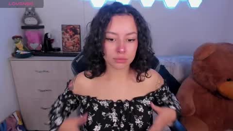 aqua emilly online show from 05-14-26, 11:33