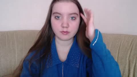 Josefin online show from 12-18-24, 06:53
