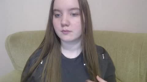 Josefin online show from 11-13-25, 03:38