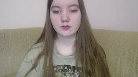 Josefin online show from 12-19-25, 05:36