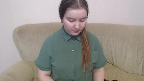 Snapshot of aquanarmin chatting on 02-16-26, 05:14 Josefin online show from 02-16-26, 05:14