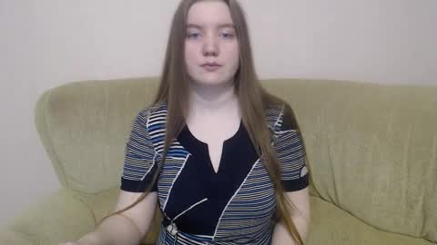Snapshot of aquanarmin chatting on 02-18-26, 06:09 Josefin online show from 02-18-26, 06:09