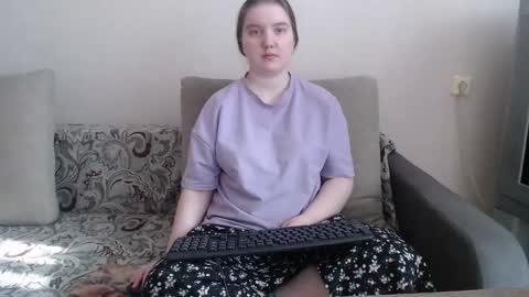 Snapshot of aquanarmin chatting on 03-11-26, 03:56 Josefin online show from 03-11-26, 03:56