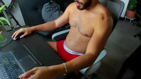 T. online show from 02-05-26, 06:12