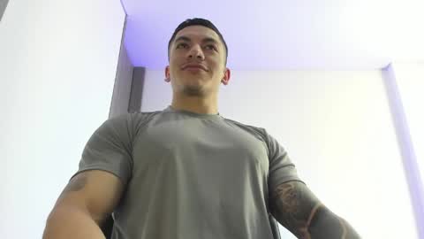 Jonathan online show from 05-06-26, 05:51
