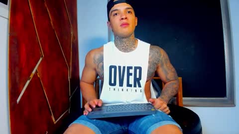 AquilesElpapi online show from 11-06-25, 11:59