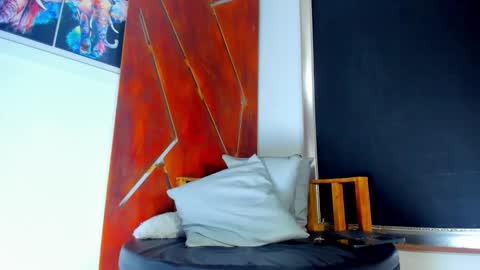 Snapshot of aquiles_elpapi chatting on 11-20-25, 01:50 AquilesElpapi online show from 11-20-25, 01:50