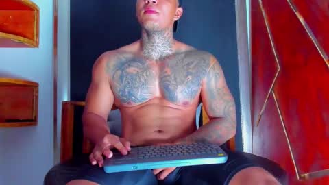 AquilesElpapi online show from 03-20-26, 10:36