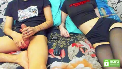 Snapshot of aqumaqqw chatting on 10-12-25, 01:32 aqumaqqw online show from 10-12-25, 01:32