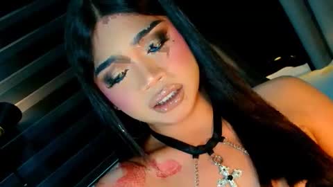 Snapshot of ara_lux chatting on 07-11-26, 04:48 ara online show from 07-11-26, 04:48