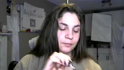 Snapshot of arabbustybeauty chatting on 02-12-25, 03:16 BustyPrincessLeila online show from 02-12-25, 03:16