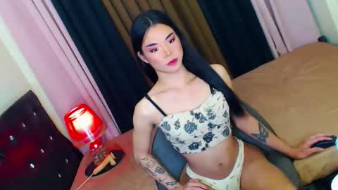 Snapshot of arabella_califa chatting on 12-18-25, 01:55 ARABELLA online show from 12-18-25, 01:55
