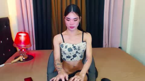 Snapshot of arabella_califa chatting on 12-20-25, 02:18 ARABELLA online show from 12-20-25, 02:18