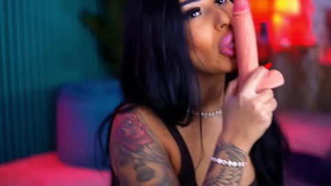 arabellaposh online show from 12-18-25, 05:57