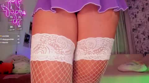 Snapshot of arabellaswan chatting on 05-15-26, 11:12 online show from 05-15-26, 11:12