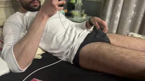 Egyptian Man online show from 03-11-25, 03:48