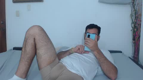 Snapshot of araboys chatting on 06-06-26, 11:09 Youssef Alkhoury online show from 06-06-26, 11:09