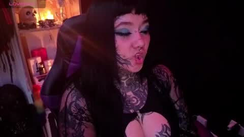 Carolain online show from 04-14-26, 03:34
