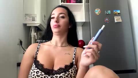 Snapshot of araya_kimber chatting on 09-18-25, 09:11 araya_kimber online show from 09-18-25, 09:11