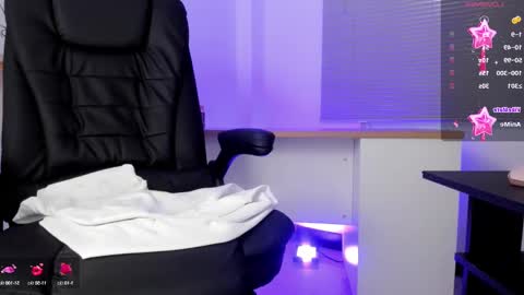 Arceluz  online show from 02-06-25, 06:24