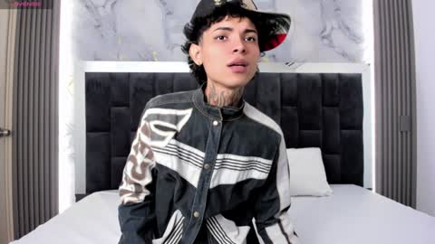 Arceluz  online show from 02-07-25, 07:06
