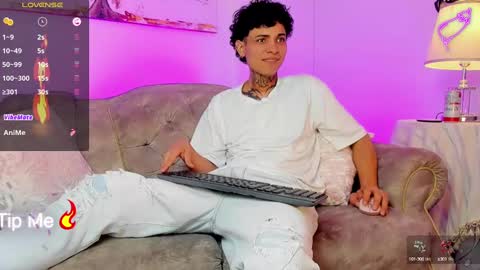 Arceluz  online show from 02-22-25, 08:42